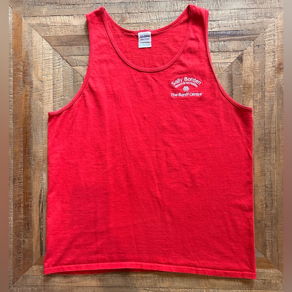 Vintage The Banff Centre, Sally Borden Fitness Staff Tank. Size Large.